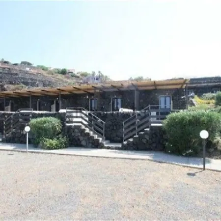 Dammusi Della Perla Nera